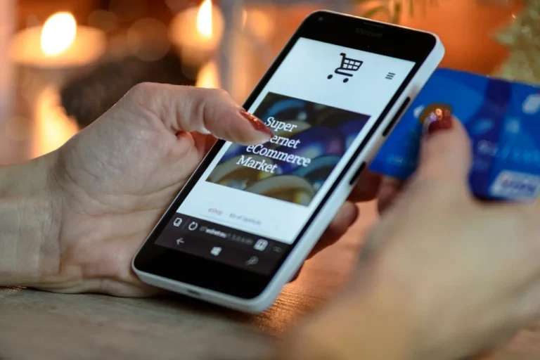 ShopAura